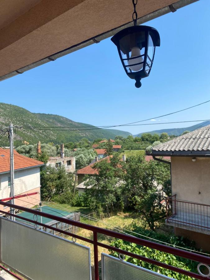 Appartement Apartman “Iva” à Drvar Extérieur photo
